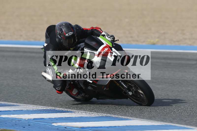 /Archiv-2024/02 29.01.-02.02.2024 Moto Center Thun Jerez/Gruppe gruen-green/641